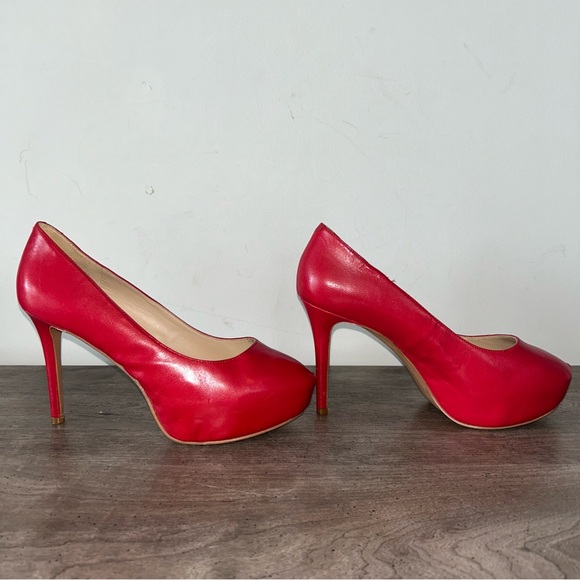 Ladies Nine West Red Patent Leather Stilettos - Picture 2 of 11